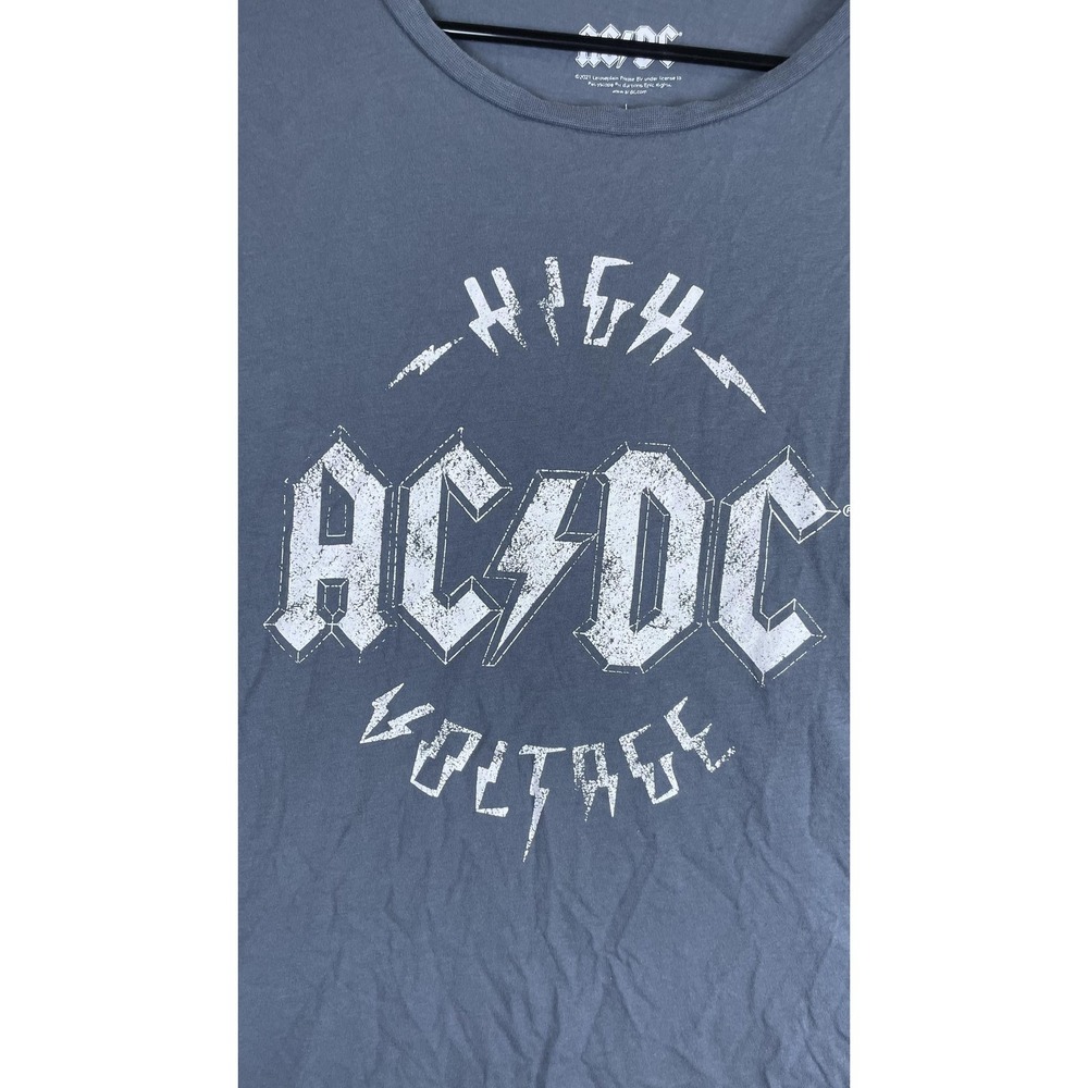 AC/DC Shirt Juniors Large Gray High Voltage Graphic Rock‎ Band Tee Top Music - Picture 2 of 7